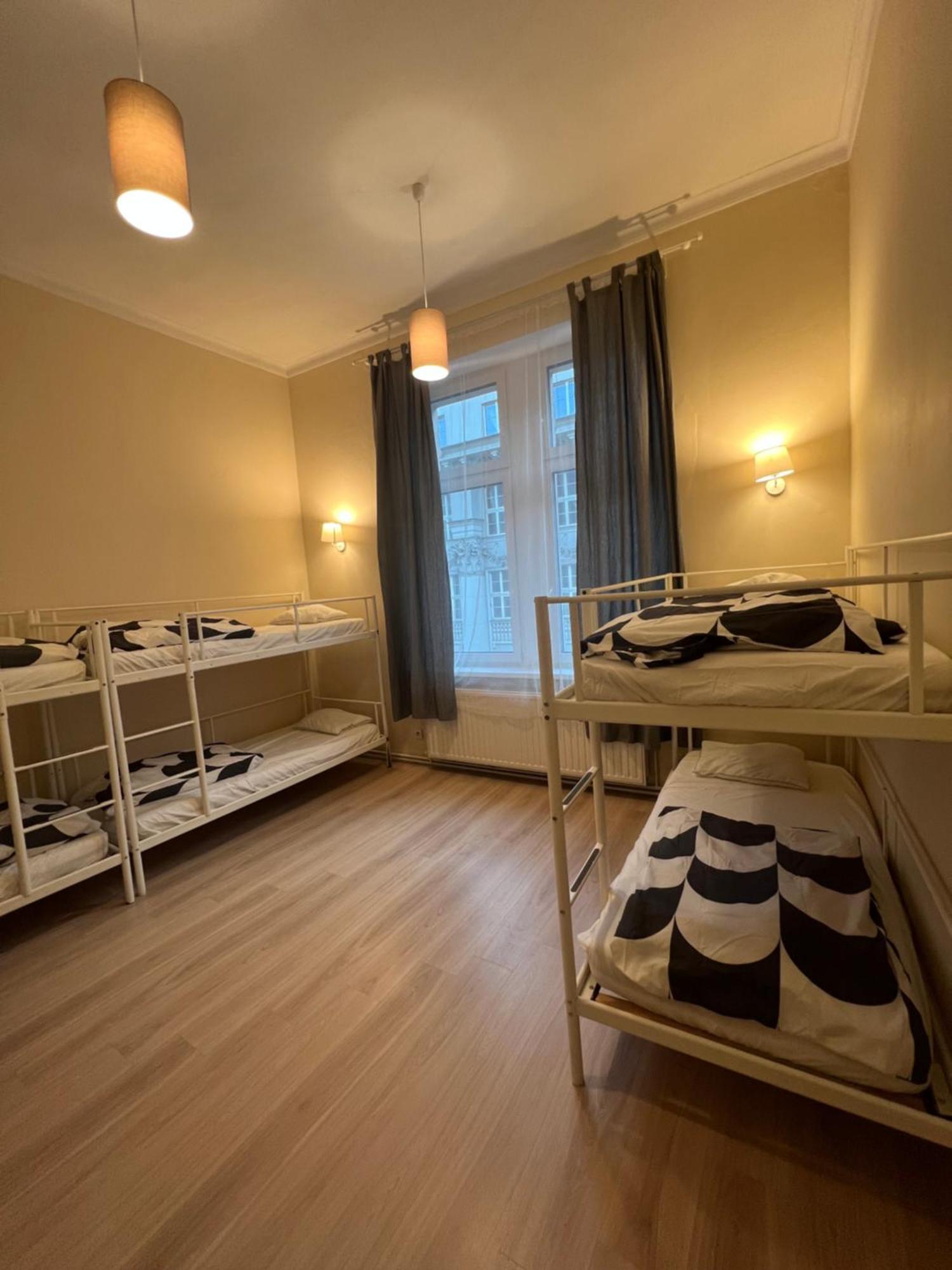 Fox Hostel 克拉科夫 外观 照片