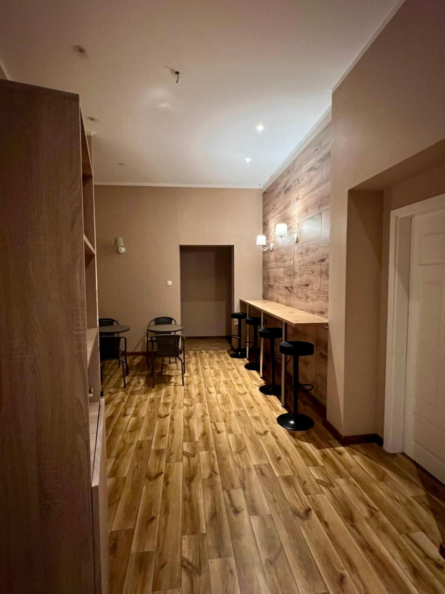 Fox Hostel 克拉科夫 外观 照片